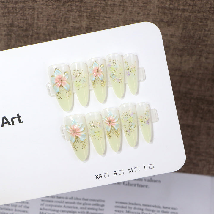 Floral Design Nail Art Kalsten