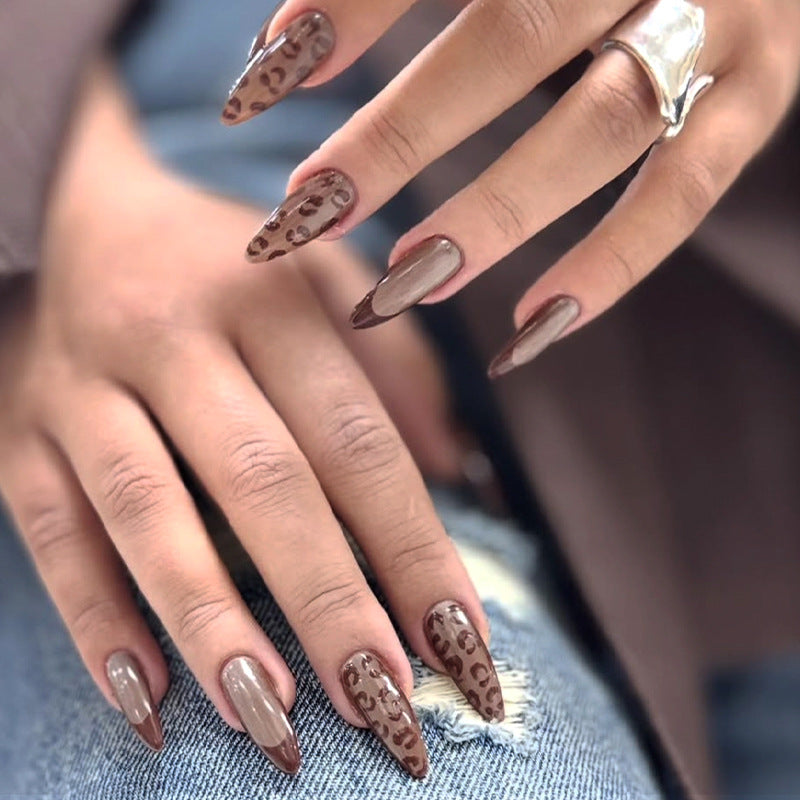 Trendy Press-On Nail Set Kalsten