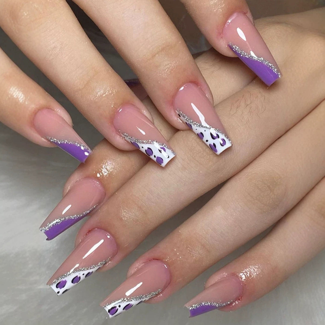 Artistic Press-On Nail Set with Sparkling Tips and Unique Patterns Kalsten