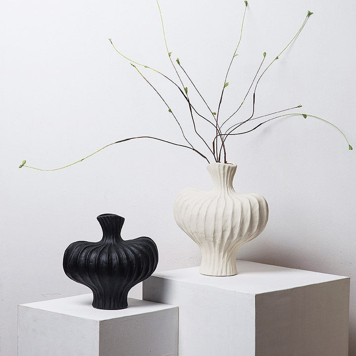 Stylish Ceramic Art Vase Kalsten