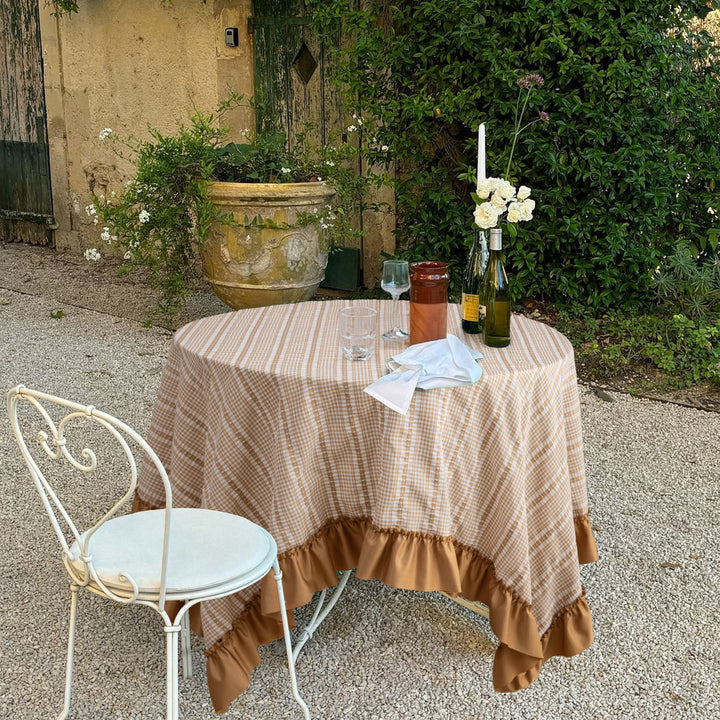 Rectangular tablecloth with frilly border and gingham check pattern Kalsten