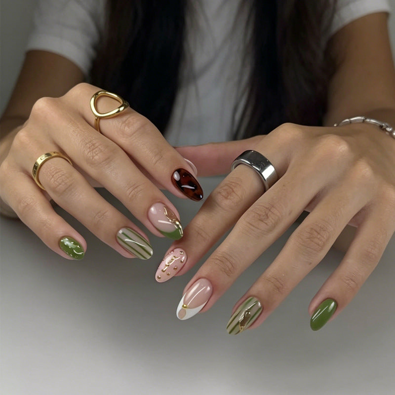Creative Nail Design Kalsten