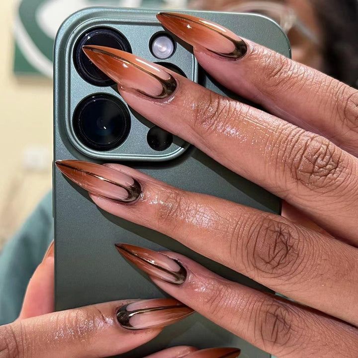 Artistic stiletto nails with trendy ombre effect Kalsten