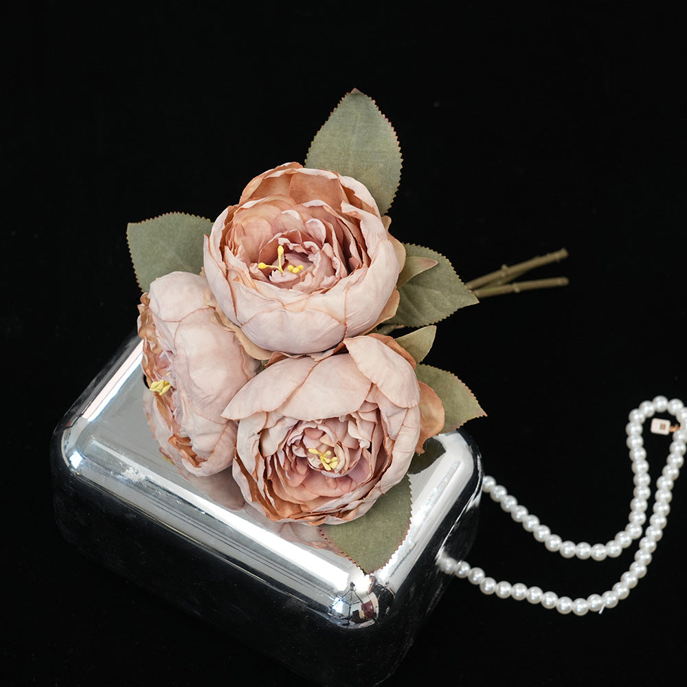 Elegant Floral Arrangement
