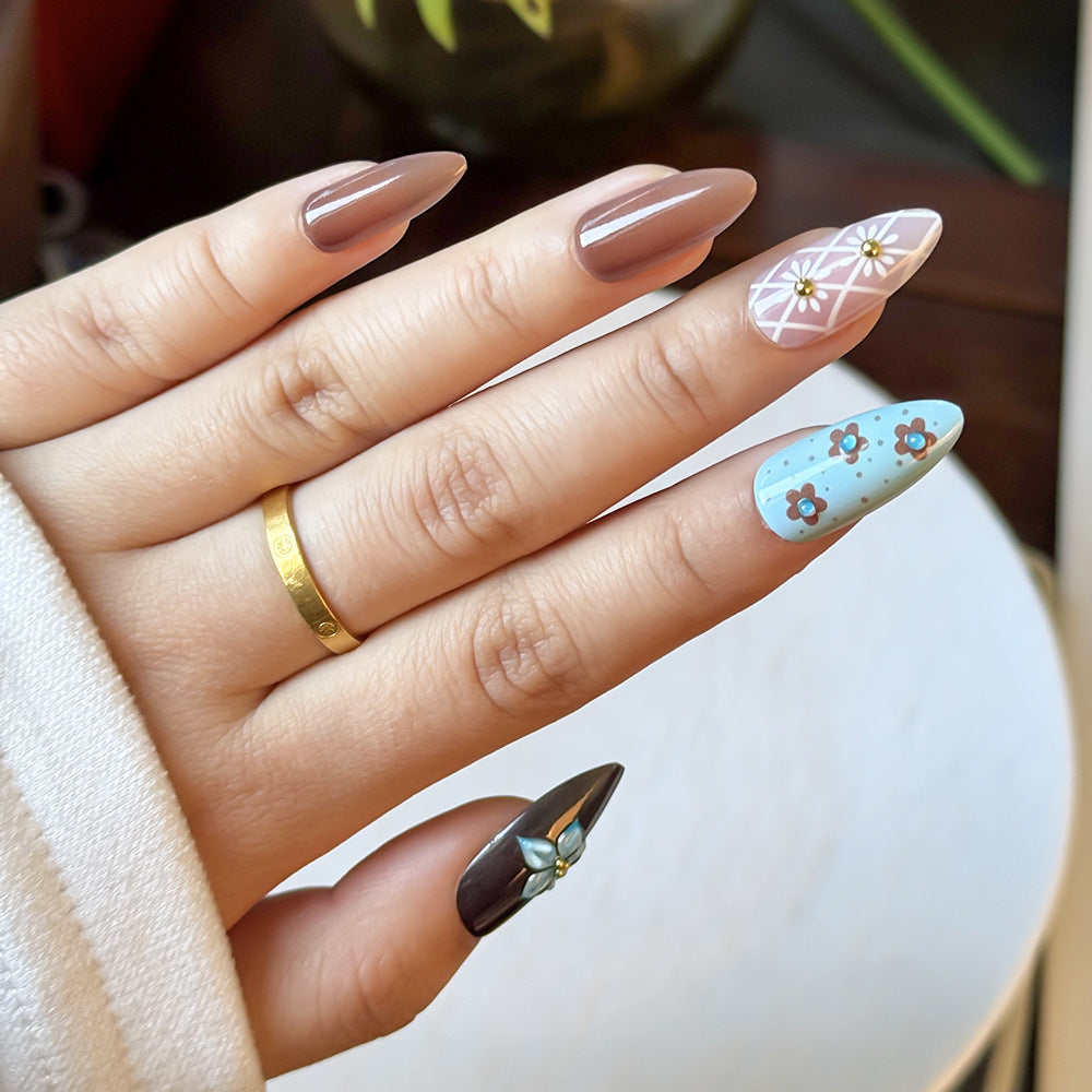 Elegant Artistic Press-On Nail Collection Kalsten
