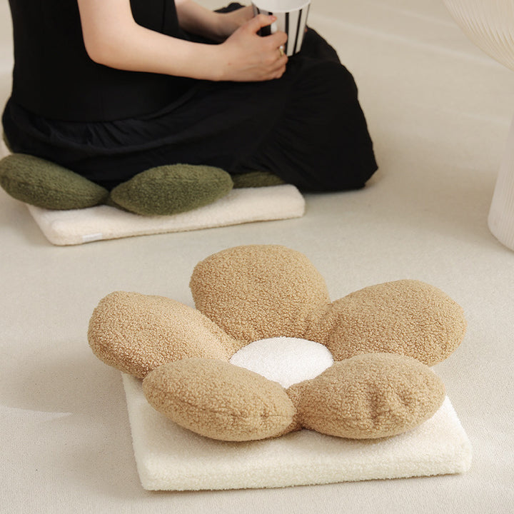 Padded flower seat cushion with teddy plush and ergonomic padding Kalsten