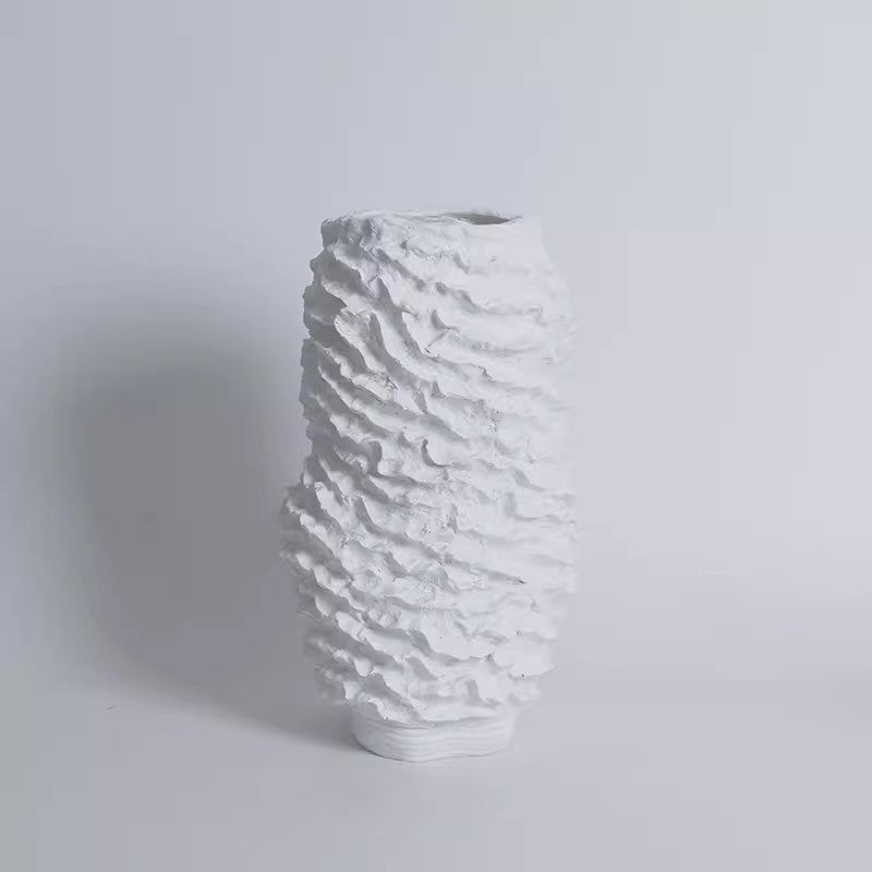 Sensitive Sculptural Decorative Vase