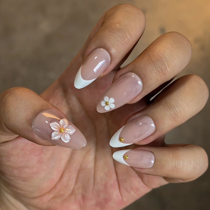 Floral Art Press-On Nail Design Kalsten