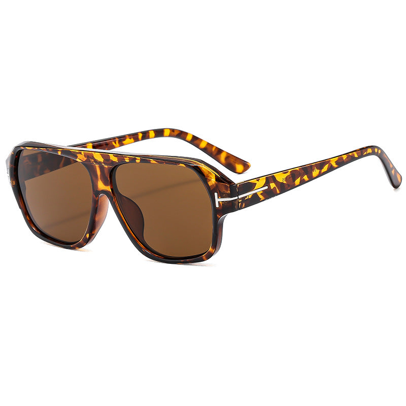 Retro-Inspired Oversized Square Sunglasses