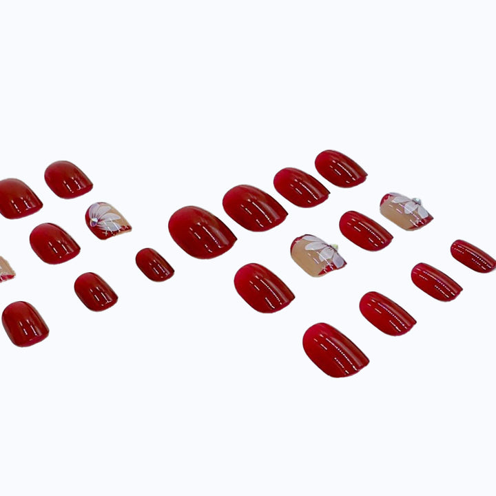 Artistic Floral Accent Nail Art Set