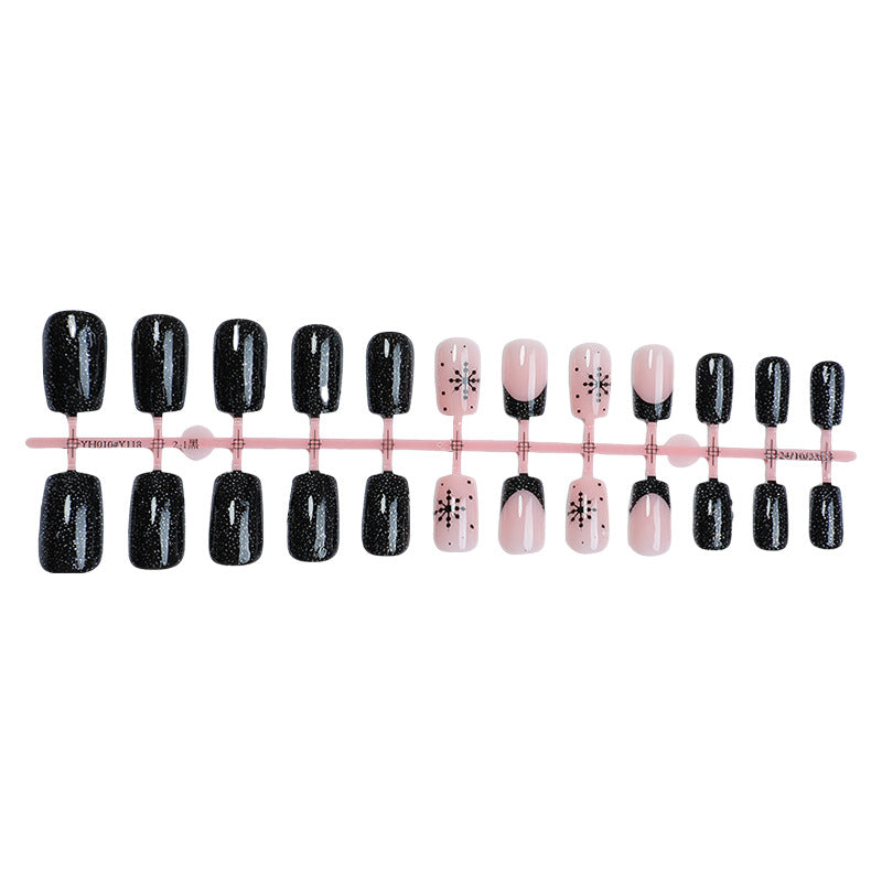 Artfully Designed Press-On Nail Set kalsten