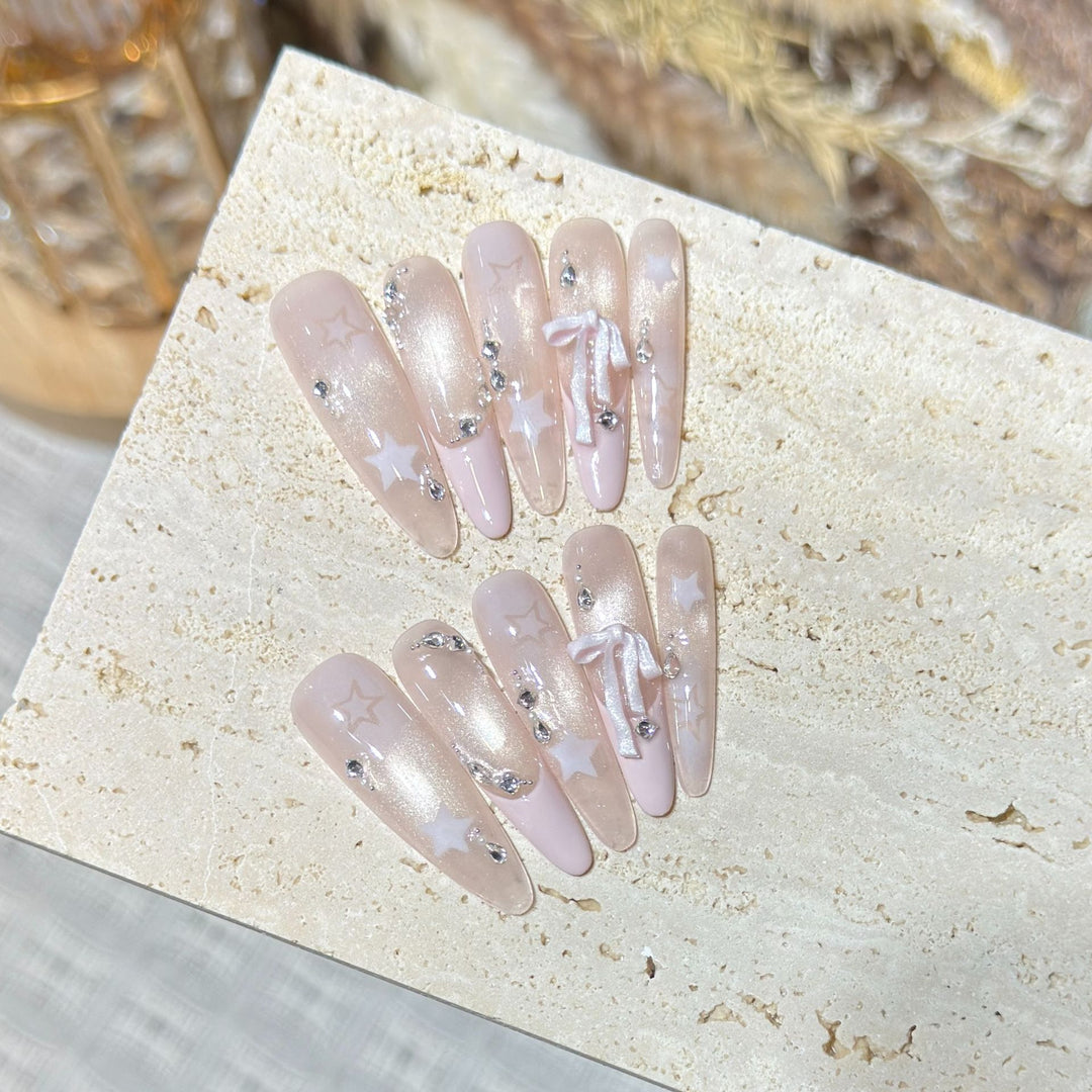 Elegant Starry Inspired Press-On Nail Art Set Kalsten