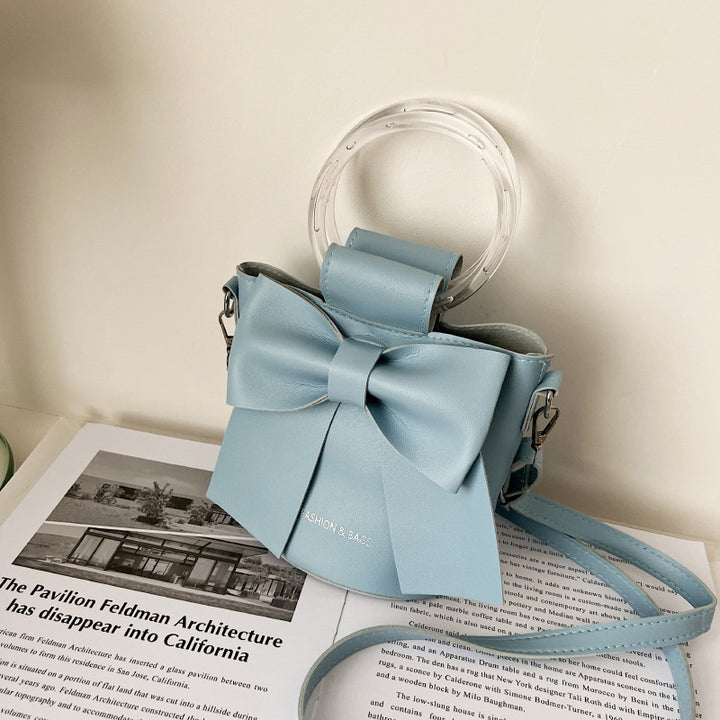 Elegant Bow-Detail Handbag
