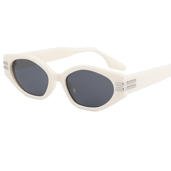 Women striking vintage sunglasses with asymmetric frame Kalsten