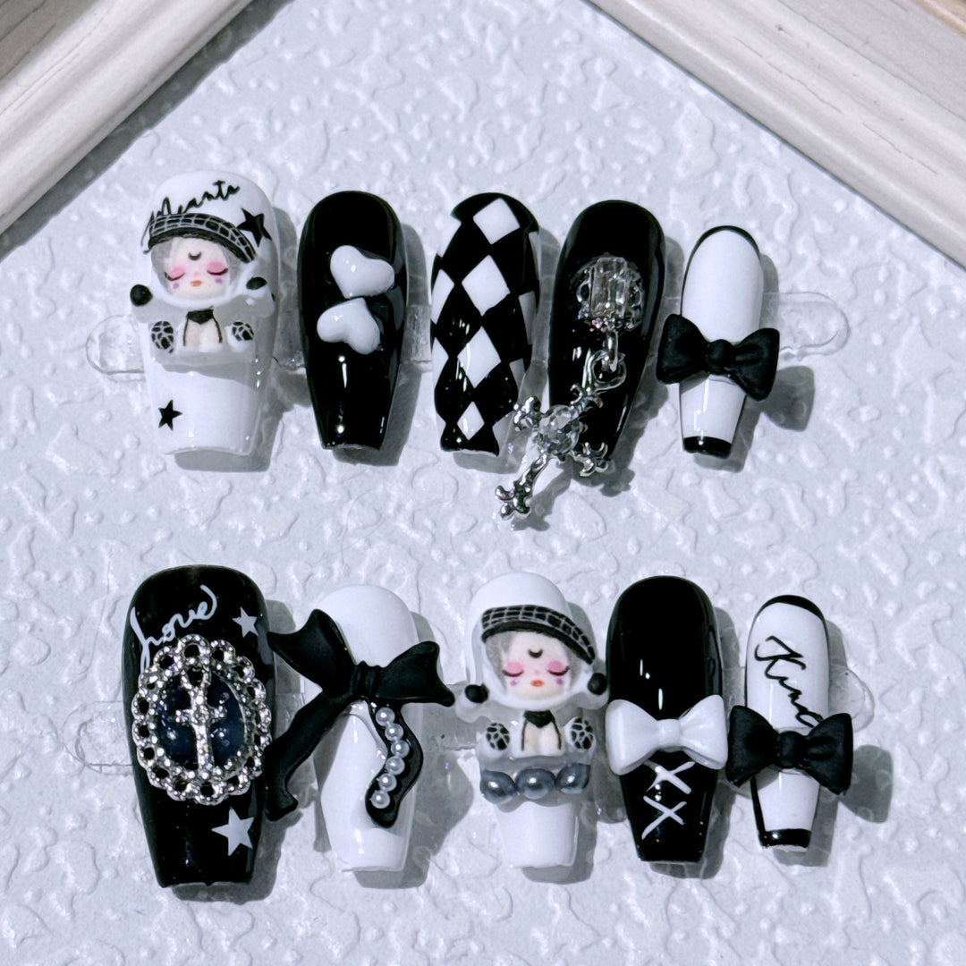 Elegant Character-Themed Decorative Press-On Nails