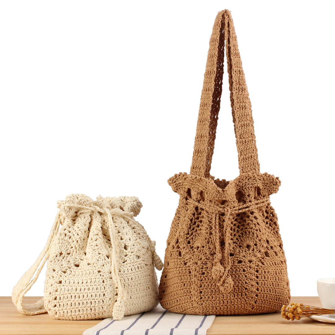 Large crochet bag with adjustable carrying strap Kalsten