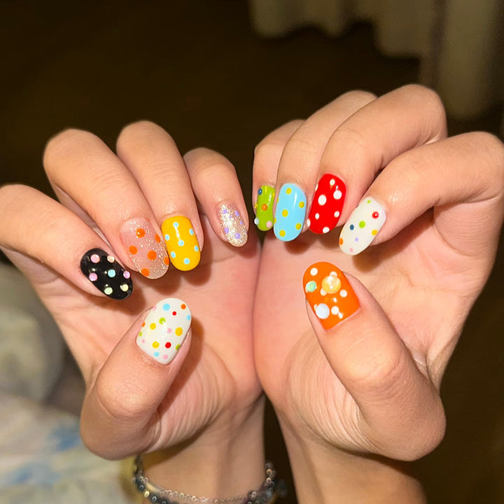 Decorative Polka Dot Press-On Nail Art Set Kalsten