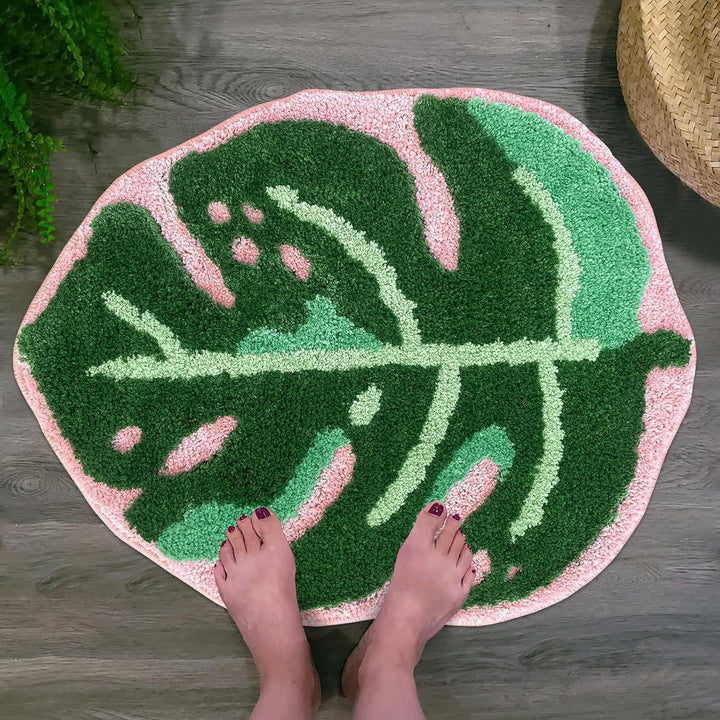 Leaf-Shaped Plush Bath Mat  1789754064