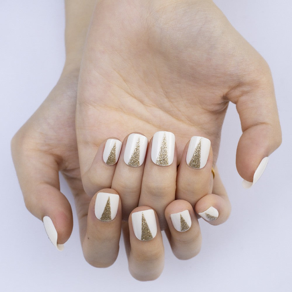 High-gloss artificial nails with rose effect Kalsten