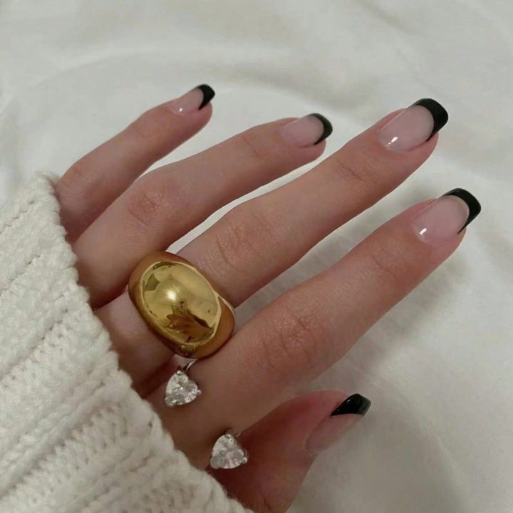 Elegant Gold Ring