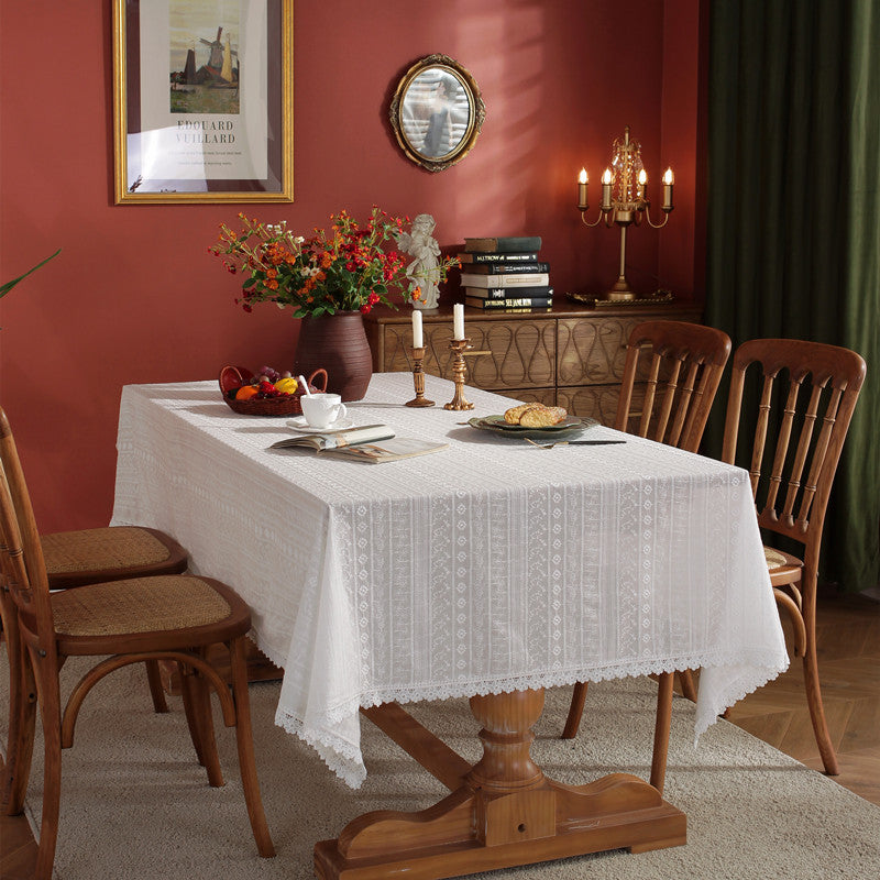 Elegant Lace Table Cover