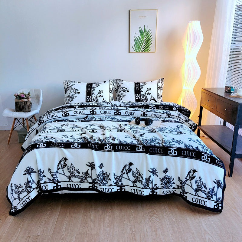 Unisex cuddle blanket with playful cloud design Kalsten