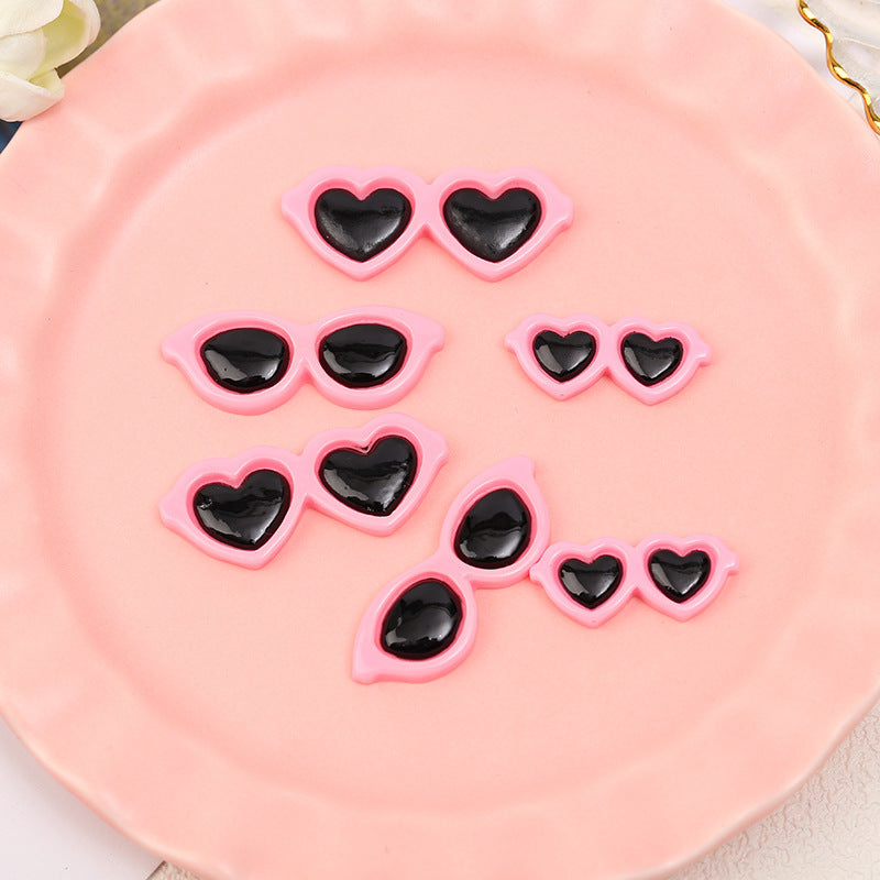 Decorative Heart-Shaped Sunglasses Clips Kalsten