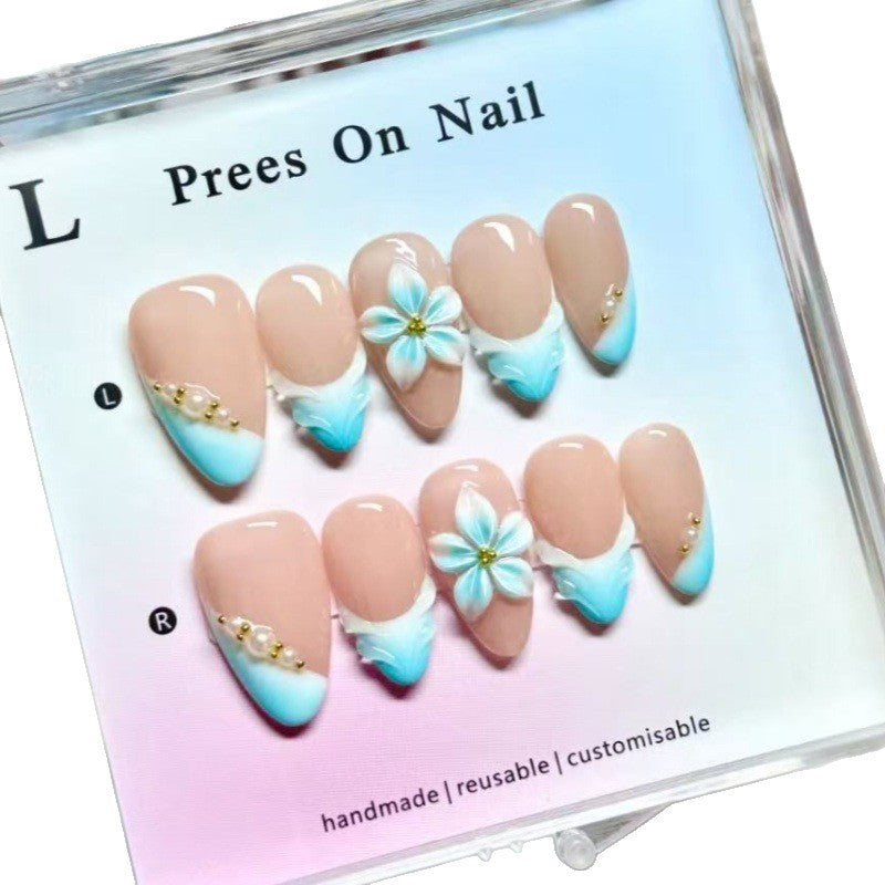 Elegant artificial nails with floral accents Kalsten