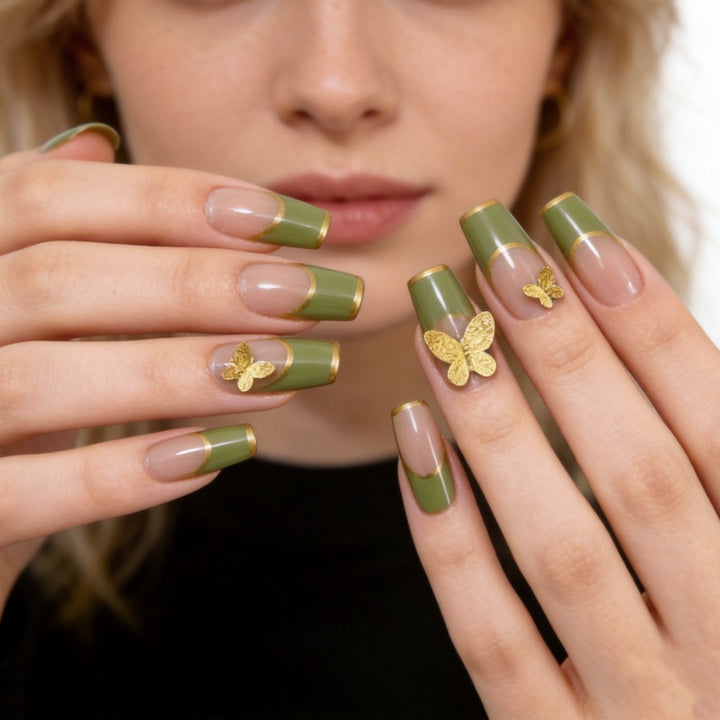 Artificial nails with elegant floral and delicate design Kalsten