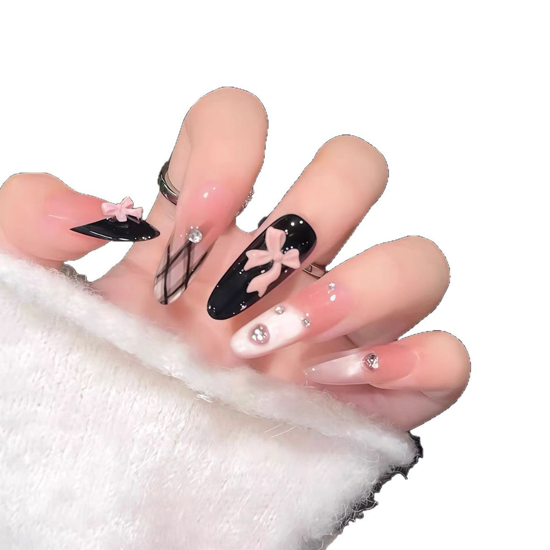 Artistic Press-On Nail Set with Decorative Accents Kalsten