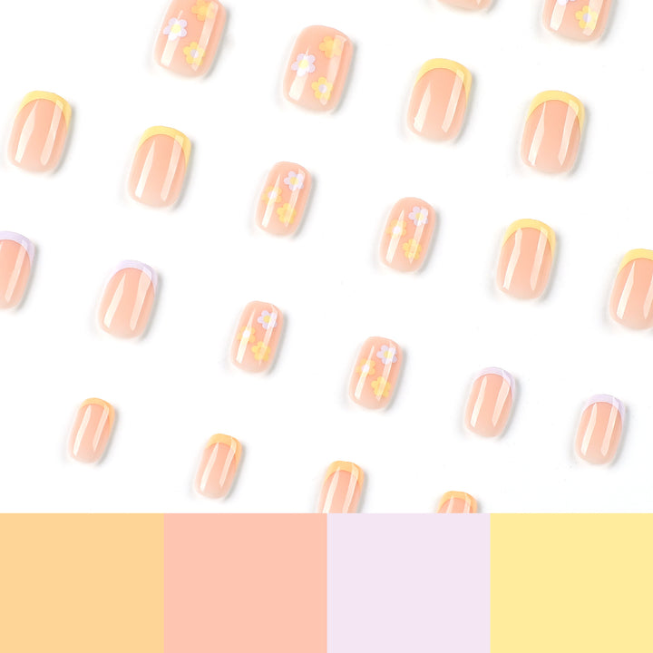 Artful Nail Art with Floral Motif Kalsten