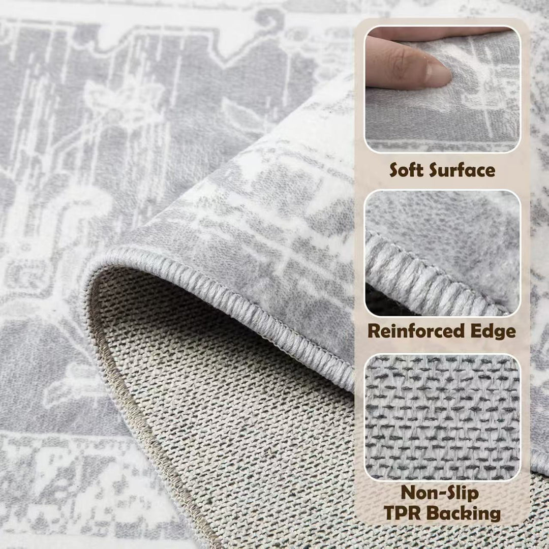 Luxurious Traditional Area Rug