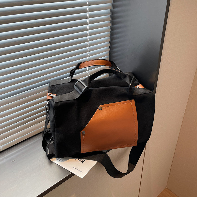 Functional Outdoor Weekend Duffel Bag