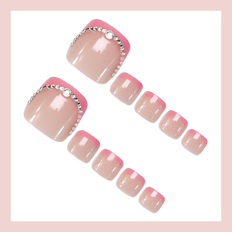 Nail art set with elegant glitter and lace accents Kalsten