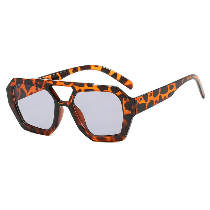 Women's geometric sunglasses made of durable plastic with polarized lenses Kalsten