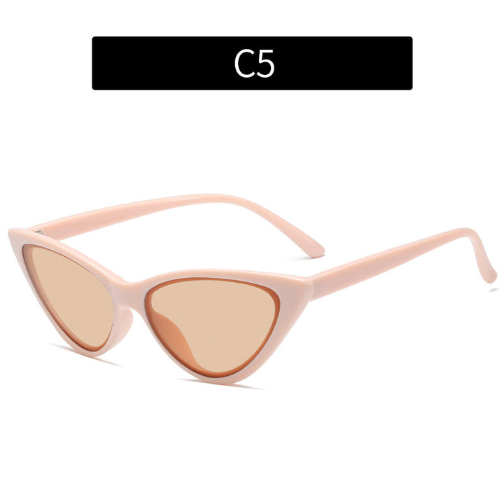Fashionable Cat-Eye Sunglasses  1787664321