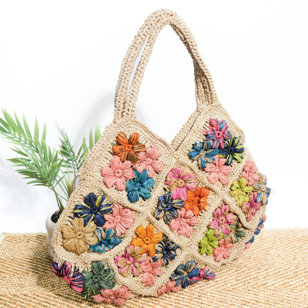 Handcrafted crossbody bag with floral decorative embroidery Kalsten