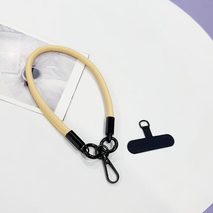 Elegant Leather Keychain Holder Kalsten
