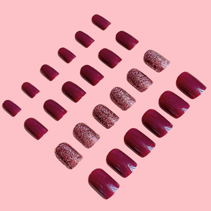 Glossy Press-On Nail Extensions with Glitter Kalsten