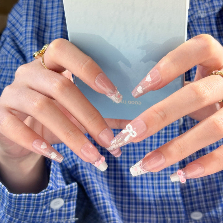 Artistic Themed Press-On Nail Design Kalsten