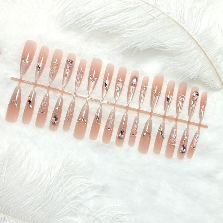 Artificial nails with luxurious decoration Kalsten