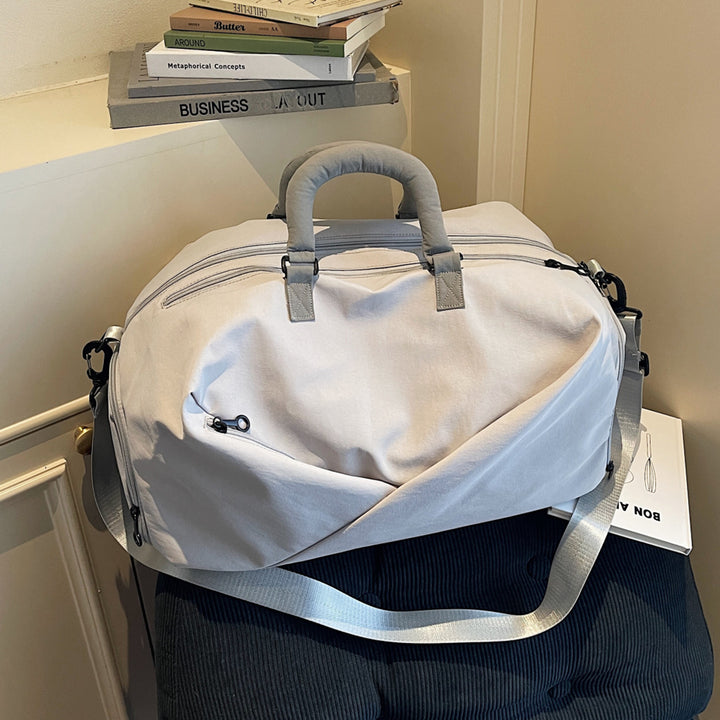 Sleek Minimalist Travel Duffel Kalsten