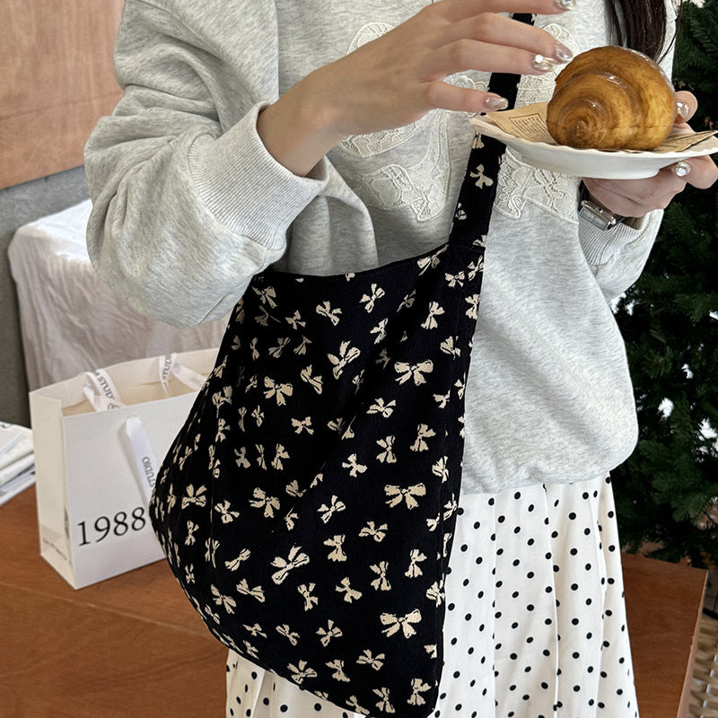 Floral-Printed Sling Bag Kalsten