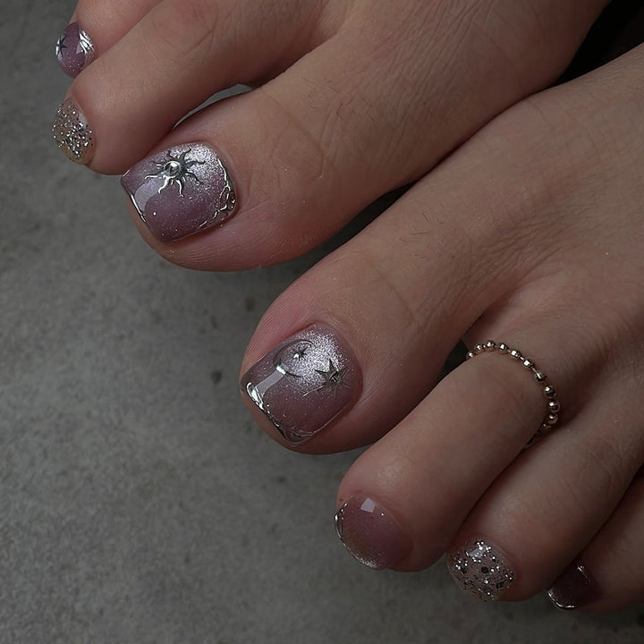 Elegant toenail art Kalsten