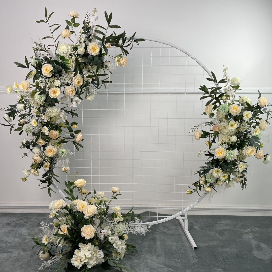 Autumn-Themed Decorative Floral Garland