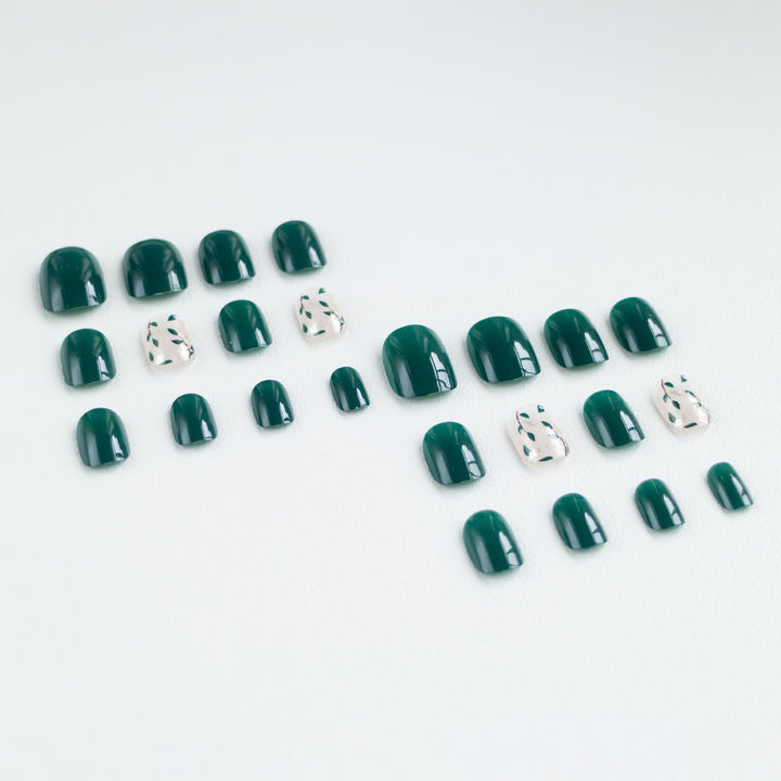 Artistic Floral Nail Art Design
