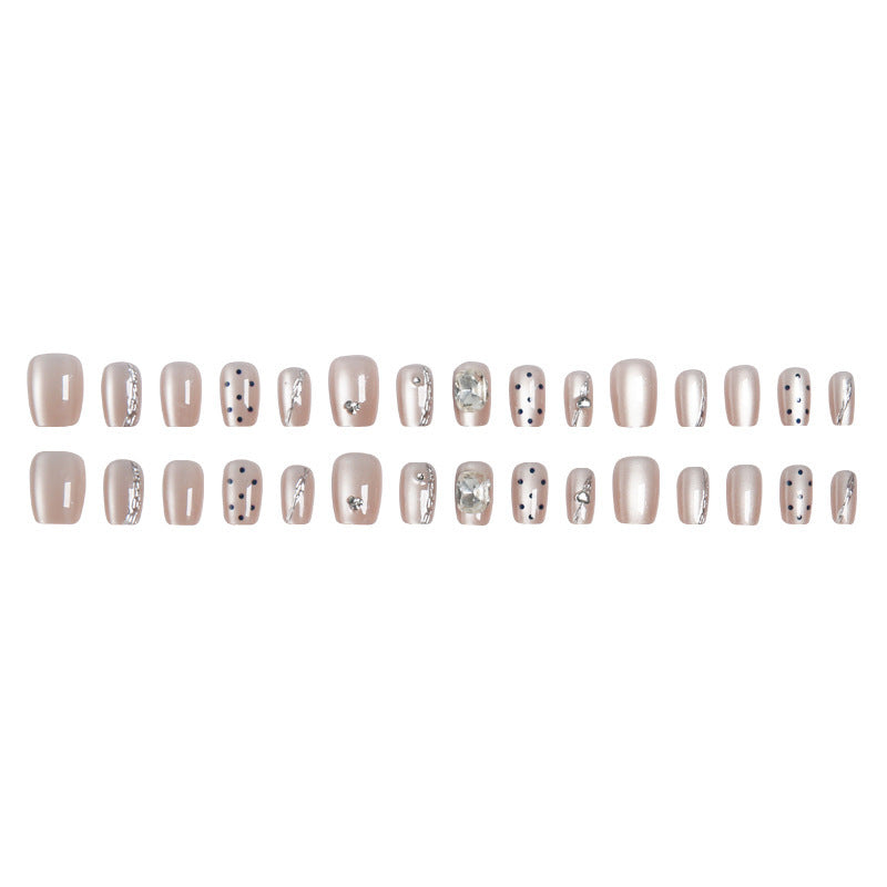 Glamorous Press-On Nail Art Set