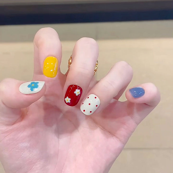 Playful Artistic Nail Art Design Set Kalsten