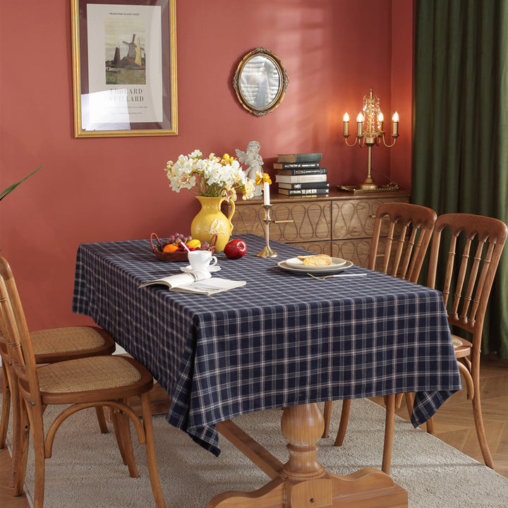 Classic Plaid Tablecloth