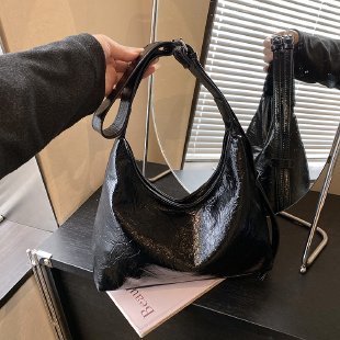 Soft Leather Minimalist Hobo Bag Kalsten